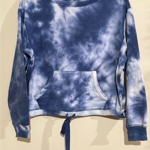 Tie-Dye Blue Women's Sweater Steve Madden